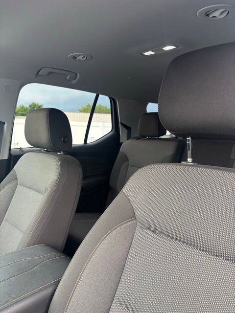 2021 Chevrolet Traverse LS photo 10