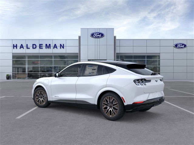 2025 Ford Mustang Mach-E Premium photo 4