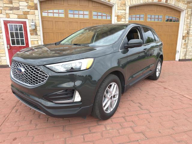 2023 Ford Edge SEL photo 7