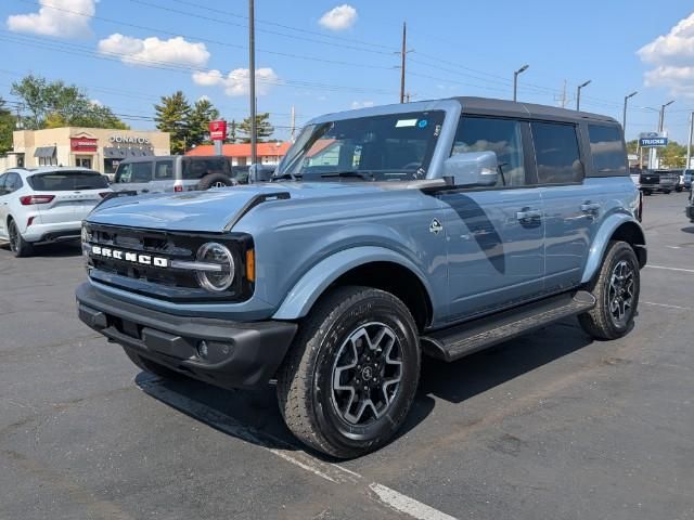 2025 Ford Bronco Outer Banks photo 46