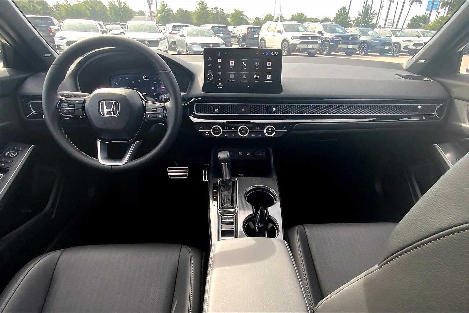 2025 Honda Civic Hatchback Hybrid Sport Touring photo 5