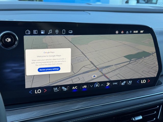2025 Chevrolet Tahoe Premier photo 18