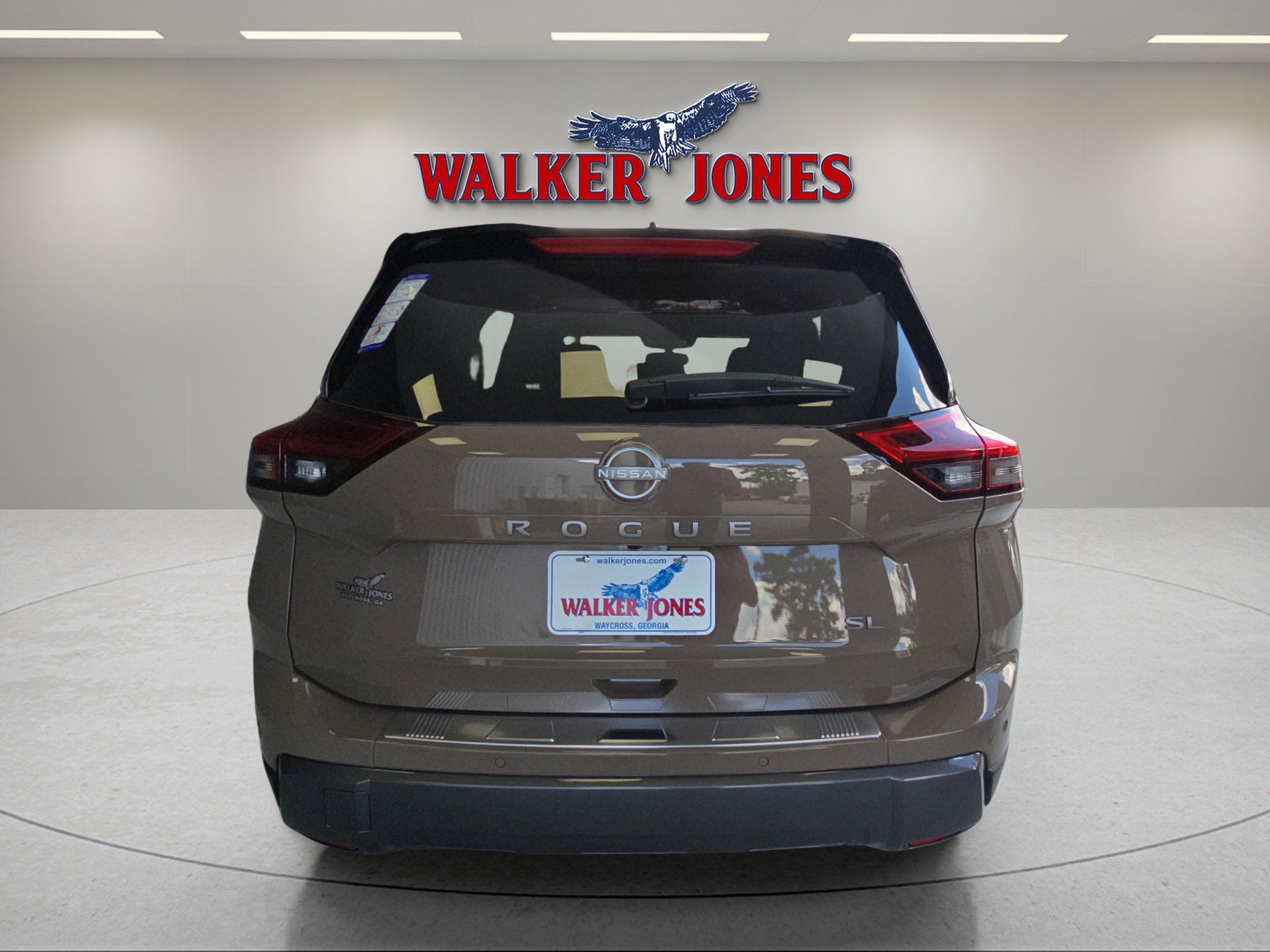2025 Nissan Rogue SL photo 4