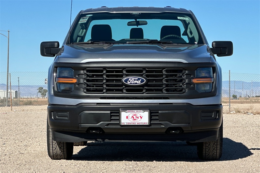 2025 Ford F-150 XL photo 9