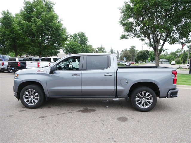 2021 Chevrolet Silverado 1500 RST photo 4