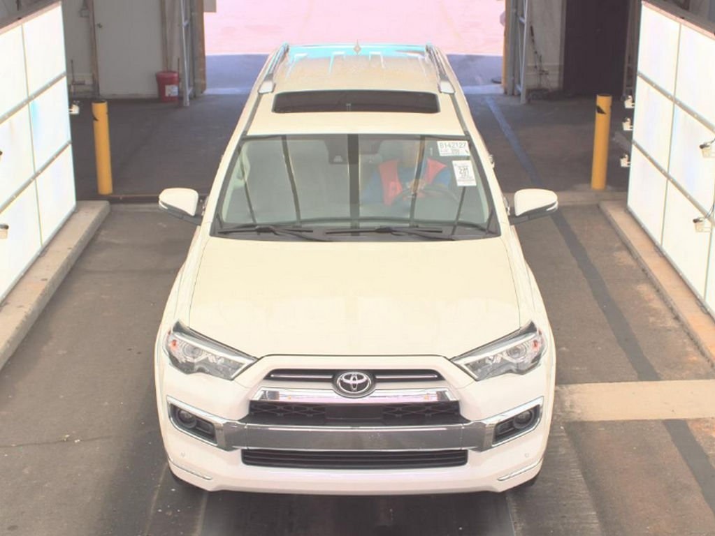 2020 Toyota 4Runner Limited photo 2