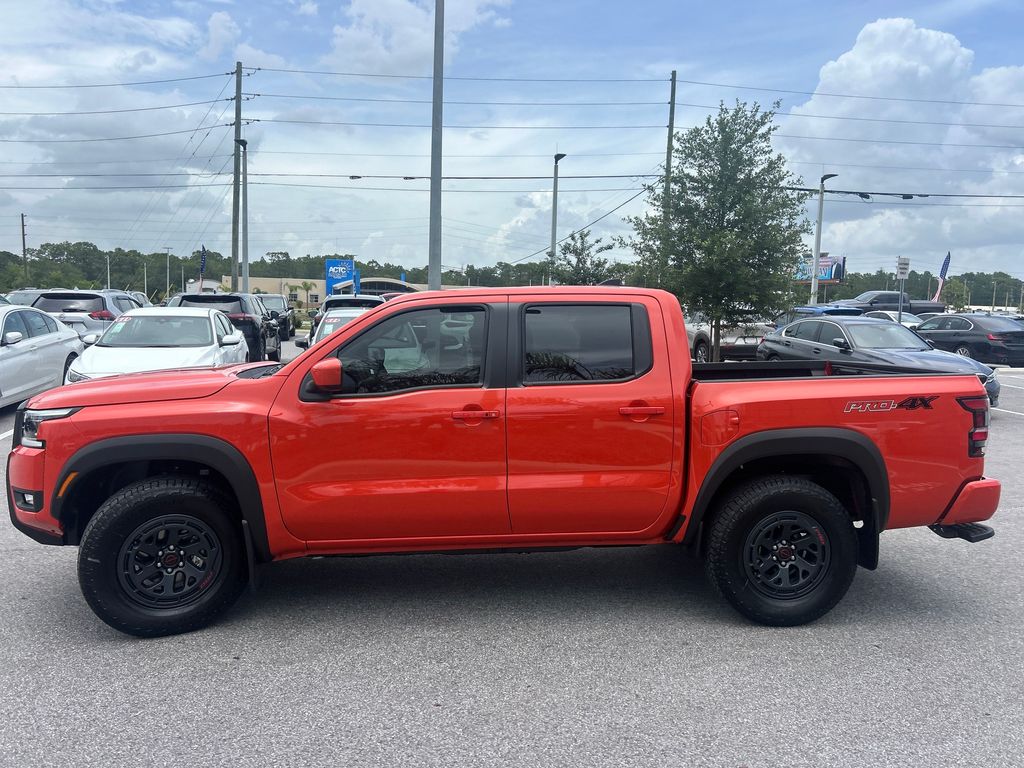 2025 Nissan Frontier PRO-4X photo 4