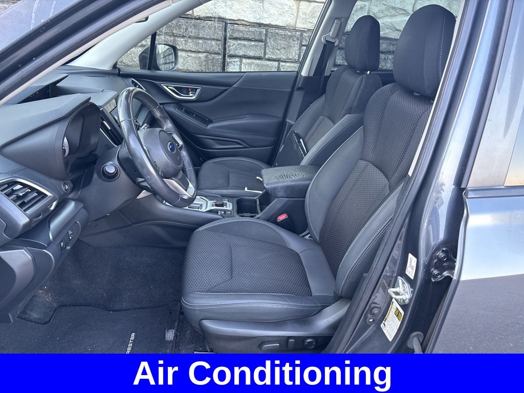 2022 Subaru Forester Premium photo 12