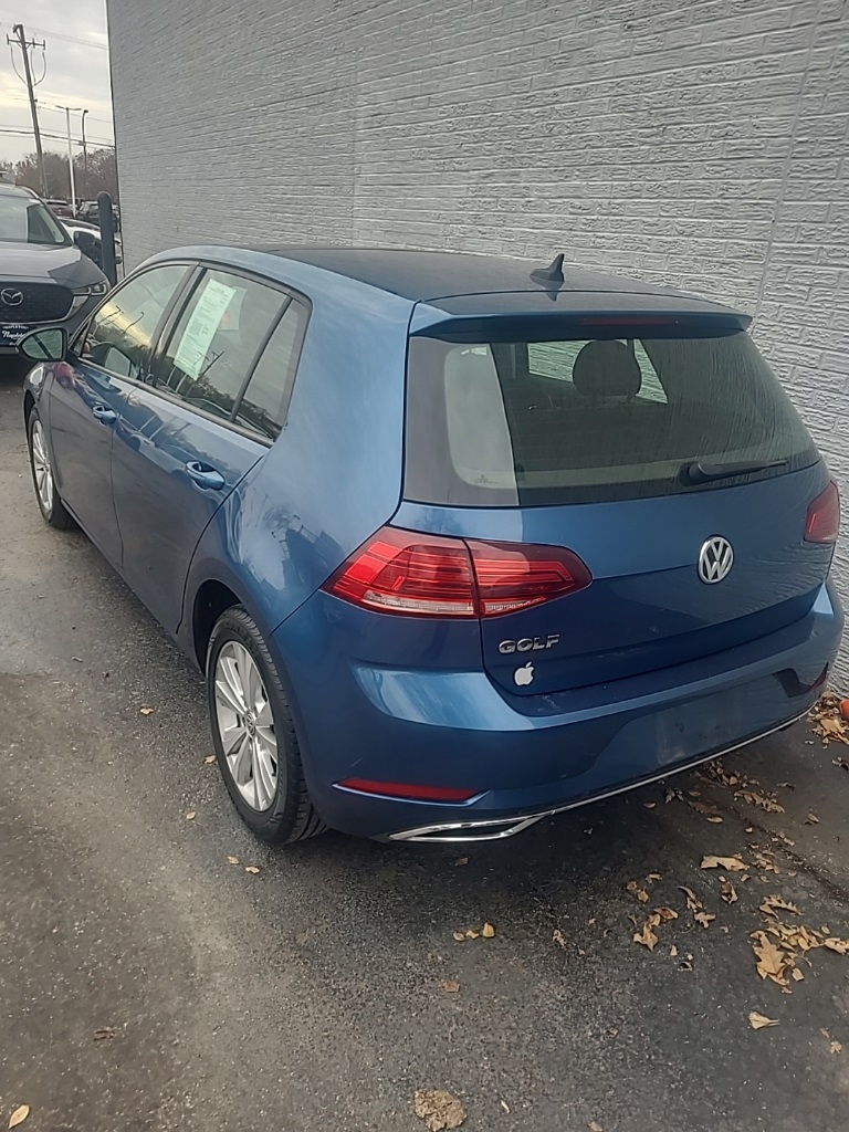 2021 Volkswagen Golf TSI photo 4