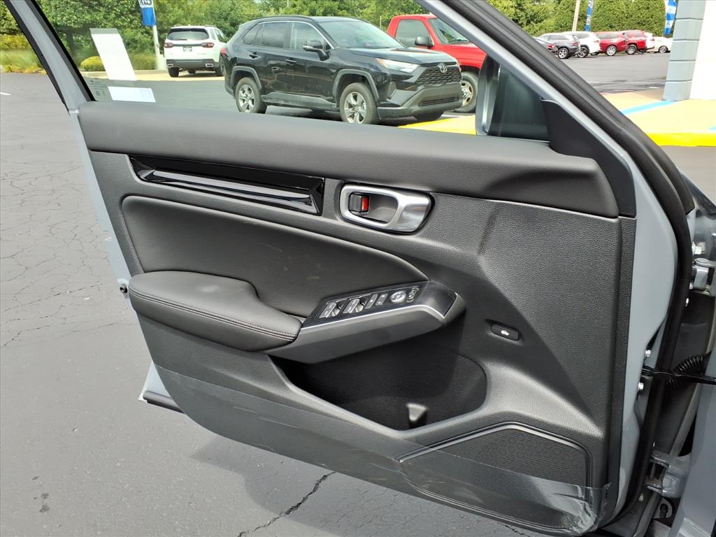 2026 Honda Civic Sport Touring photo 10