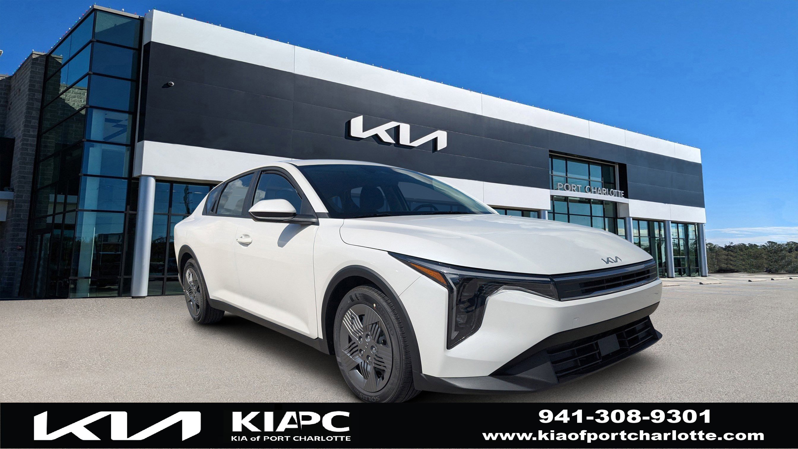 2025 Kia K4 LX's photo