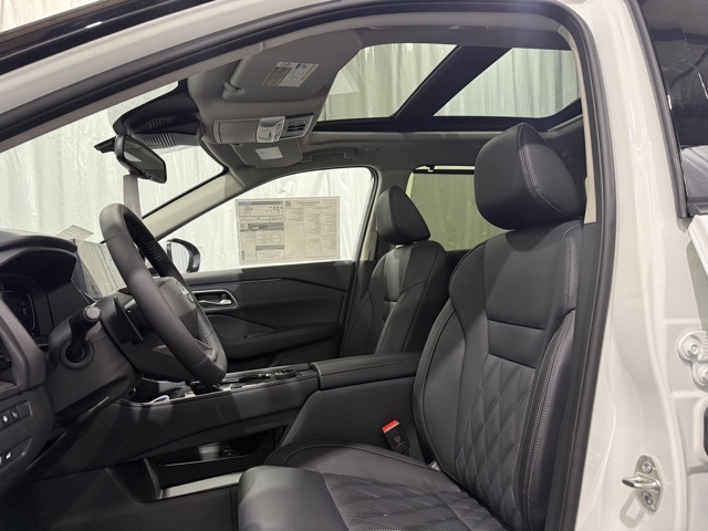 2026 Nissan Rogue Platinum photo 20