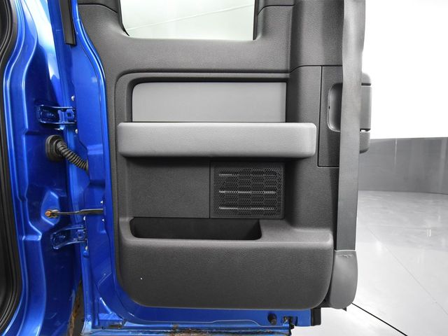 2013 Ford F-150 STX photo 25