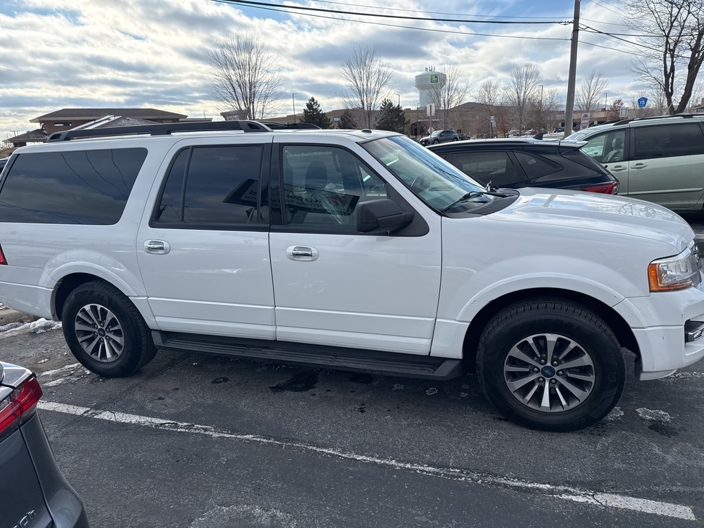 Used 2015 Ford Expedition XLT with VIN 1FMJK1JT5FEF40867 for sale in White Bear Lake, Minnesota