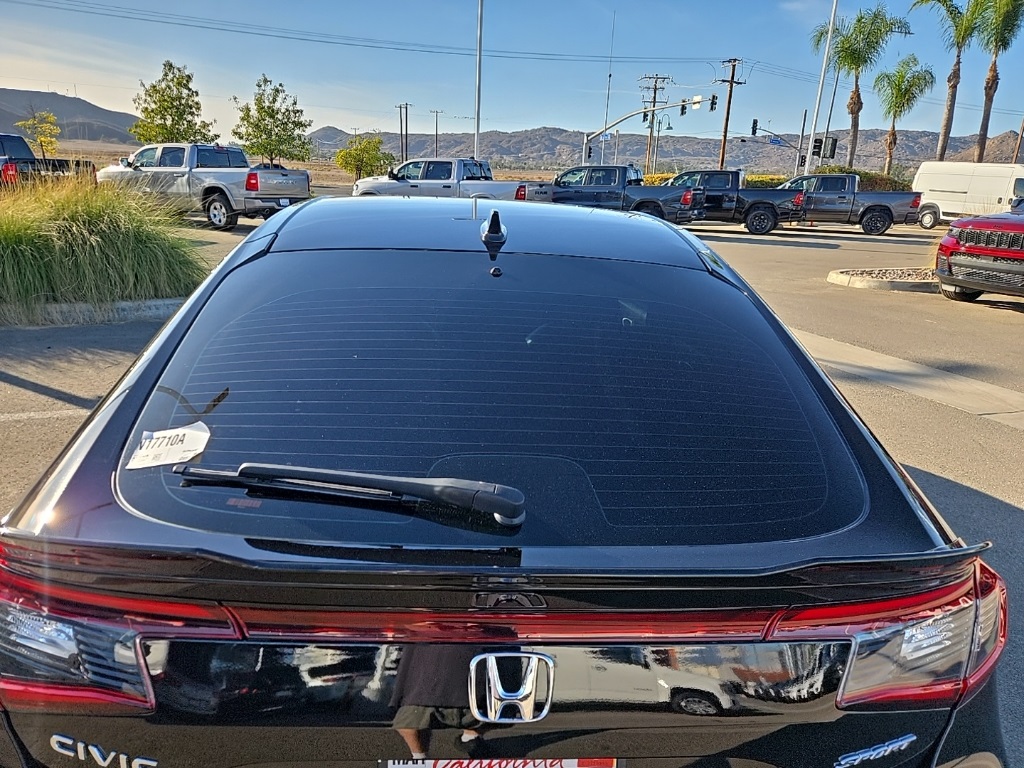 2023 Honda Civic Sport photo 2