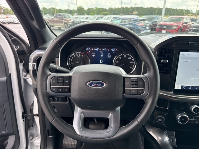 2023 Ford F-150 XLT photo 13