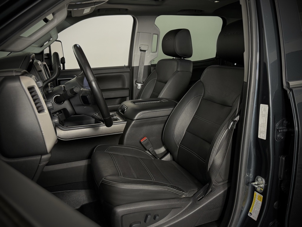 2019 Gmc Sierra HD Denali photo 5