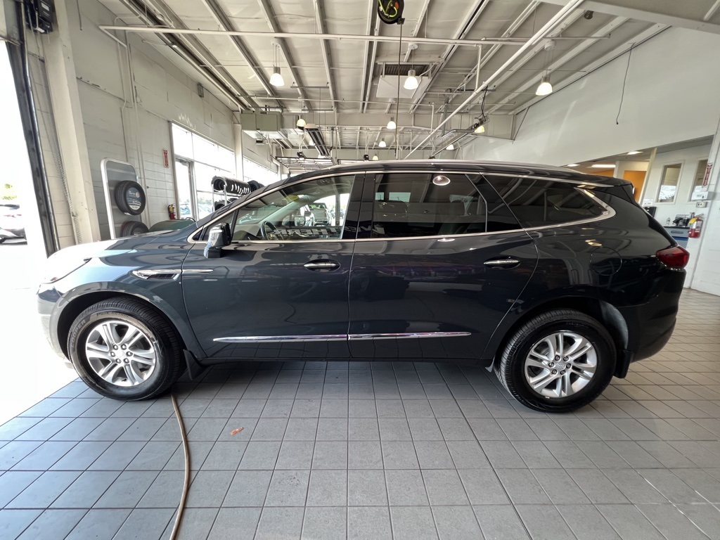 2021 Buick Enclave Essence photo 4