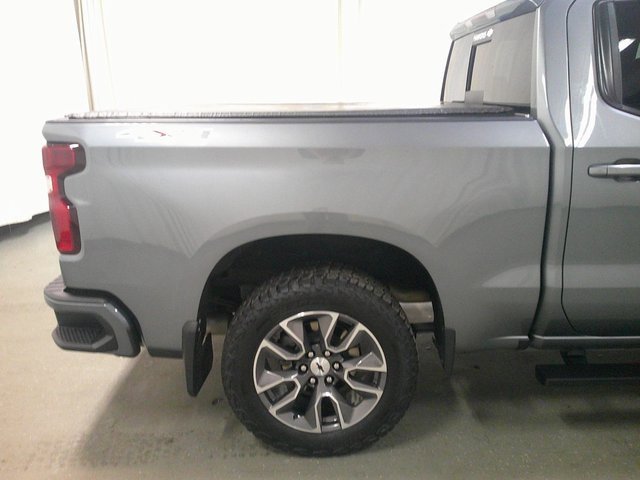 2021 Chevrolet Silverado 1500 RST photo 3