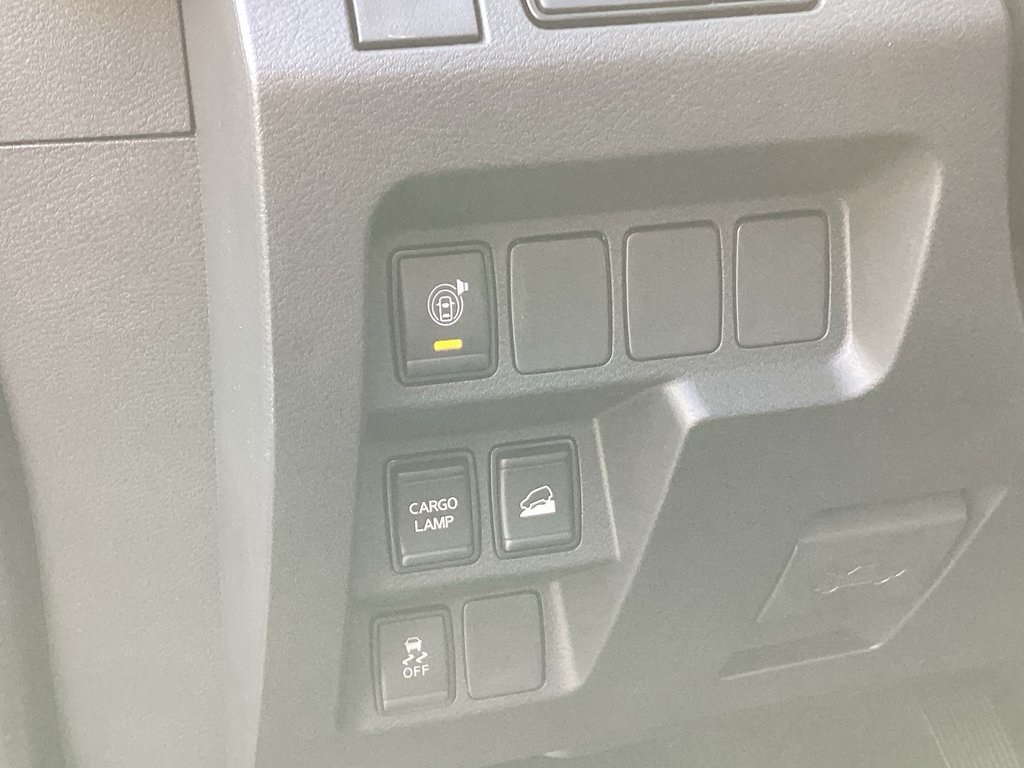 2025 Nissan Frontier SV photo 28