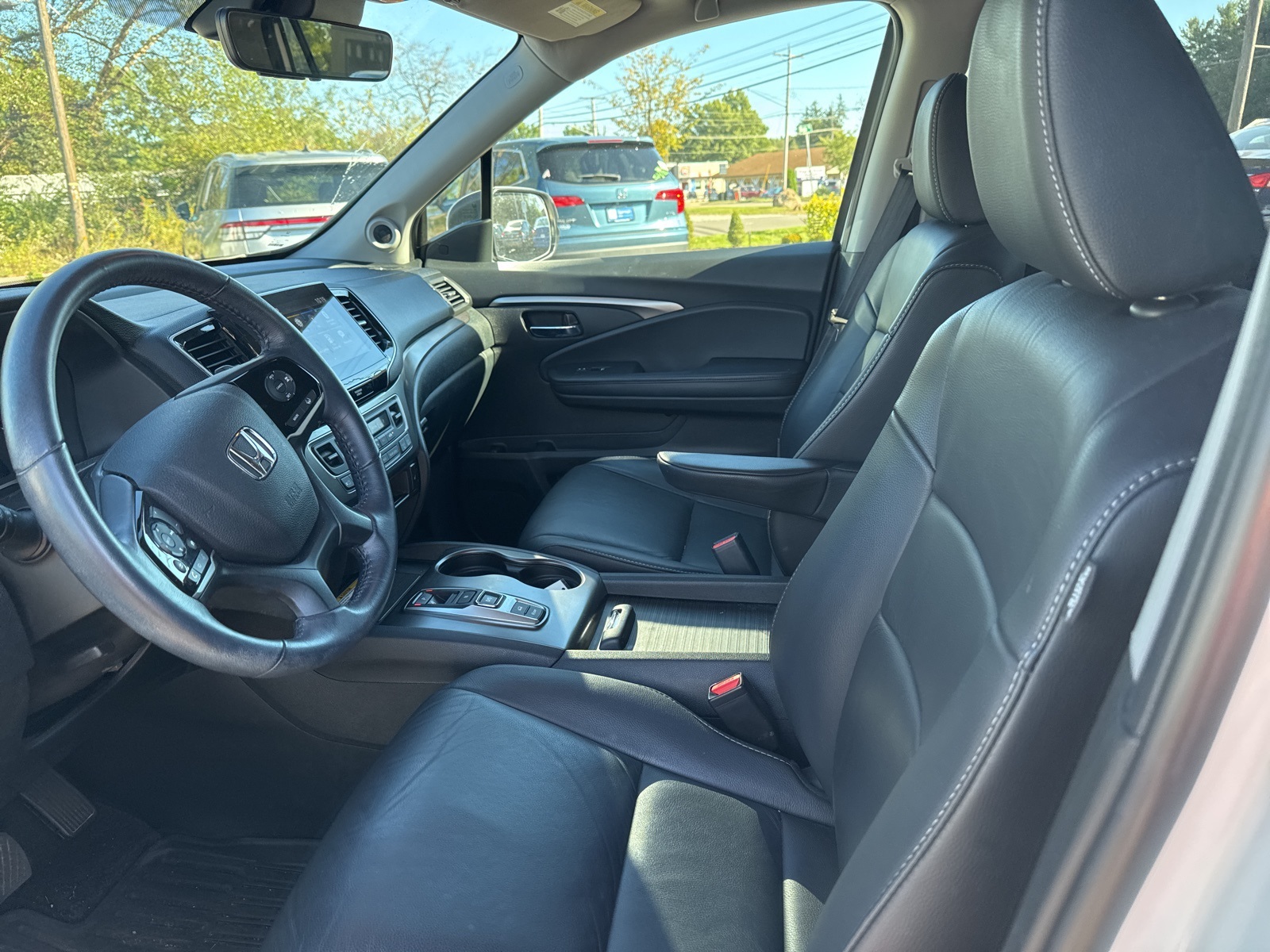 2022 Honda Pilot SE photo 13