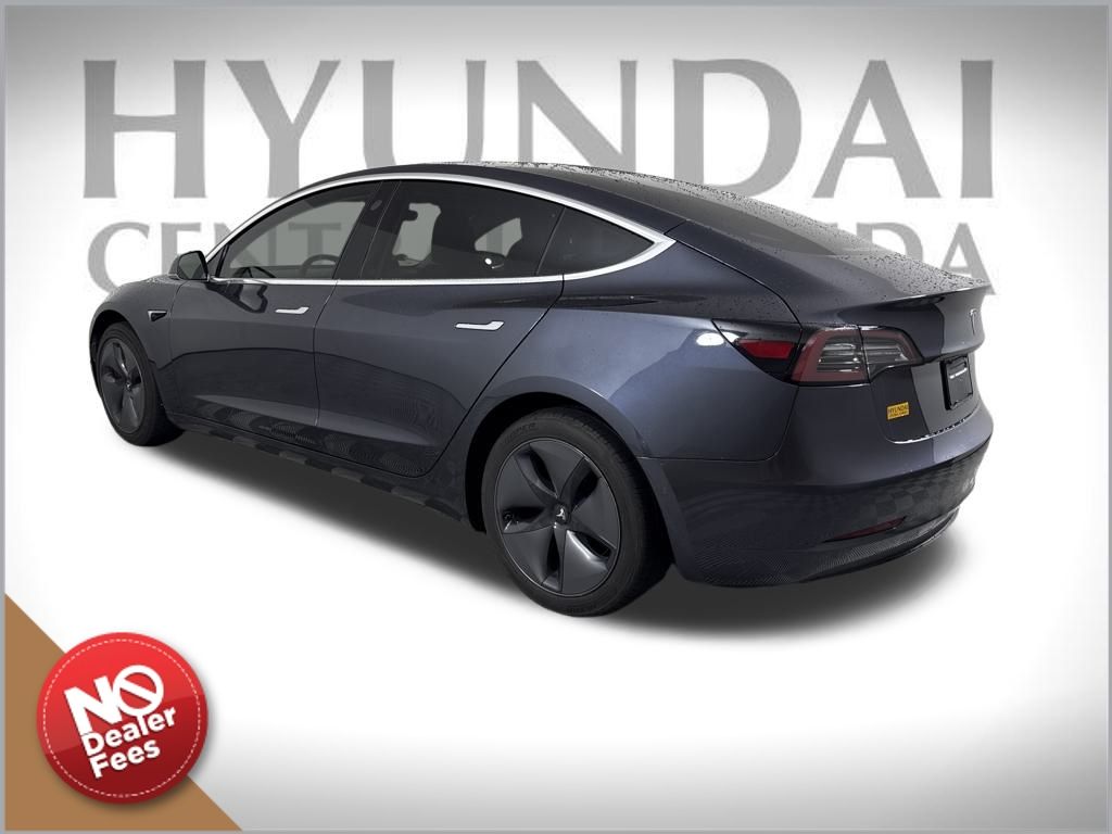 2019 Tesla Model 3 Mid Range photo 4