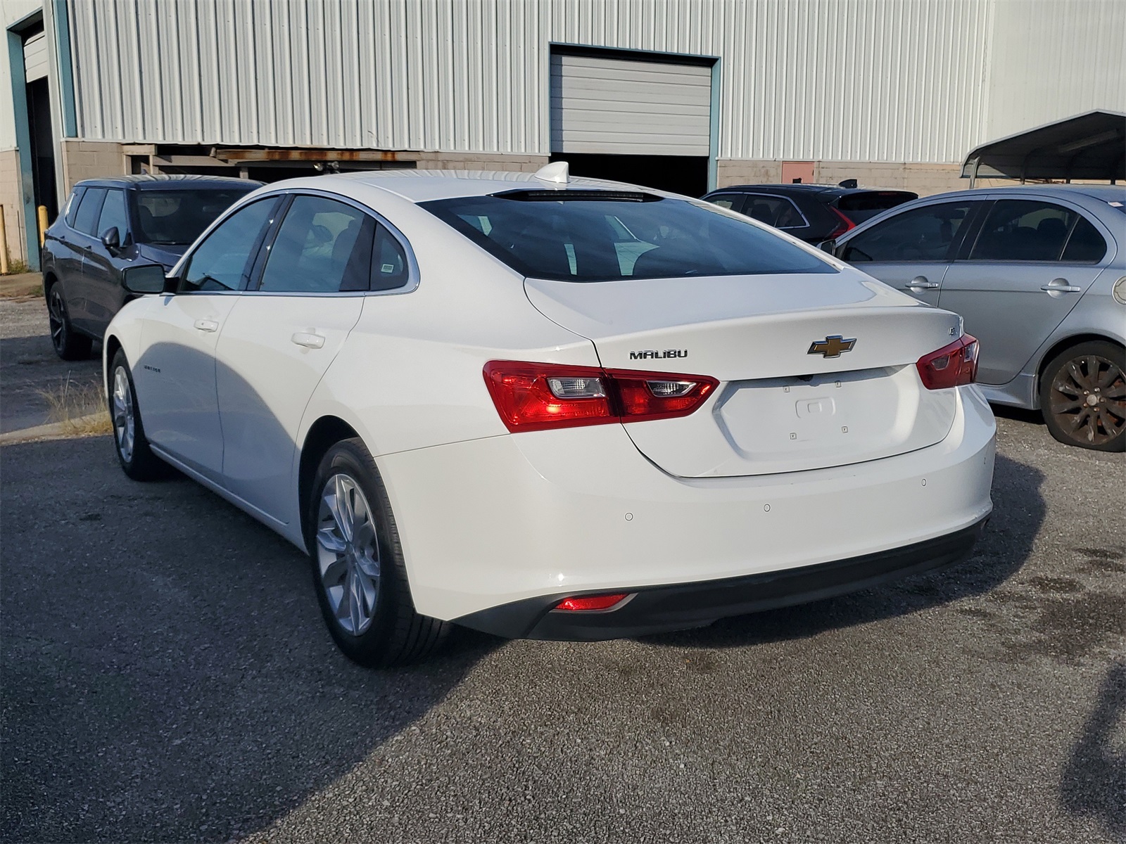 2024 Chevrolet Malibu 1LT photo 3