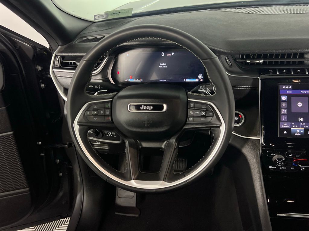 2024 Jeep Grand Cherokee Altitude photo 6