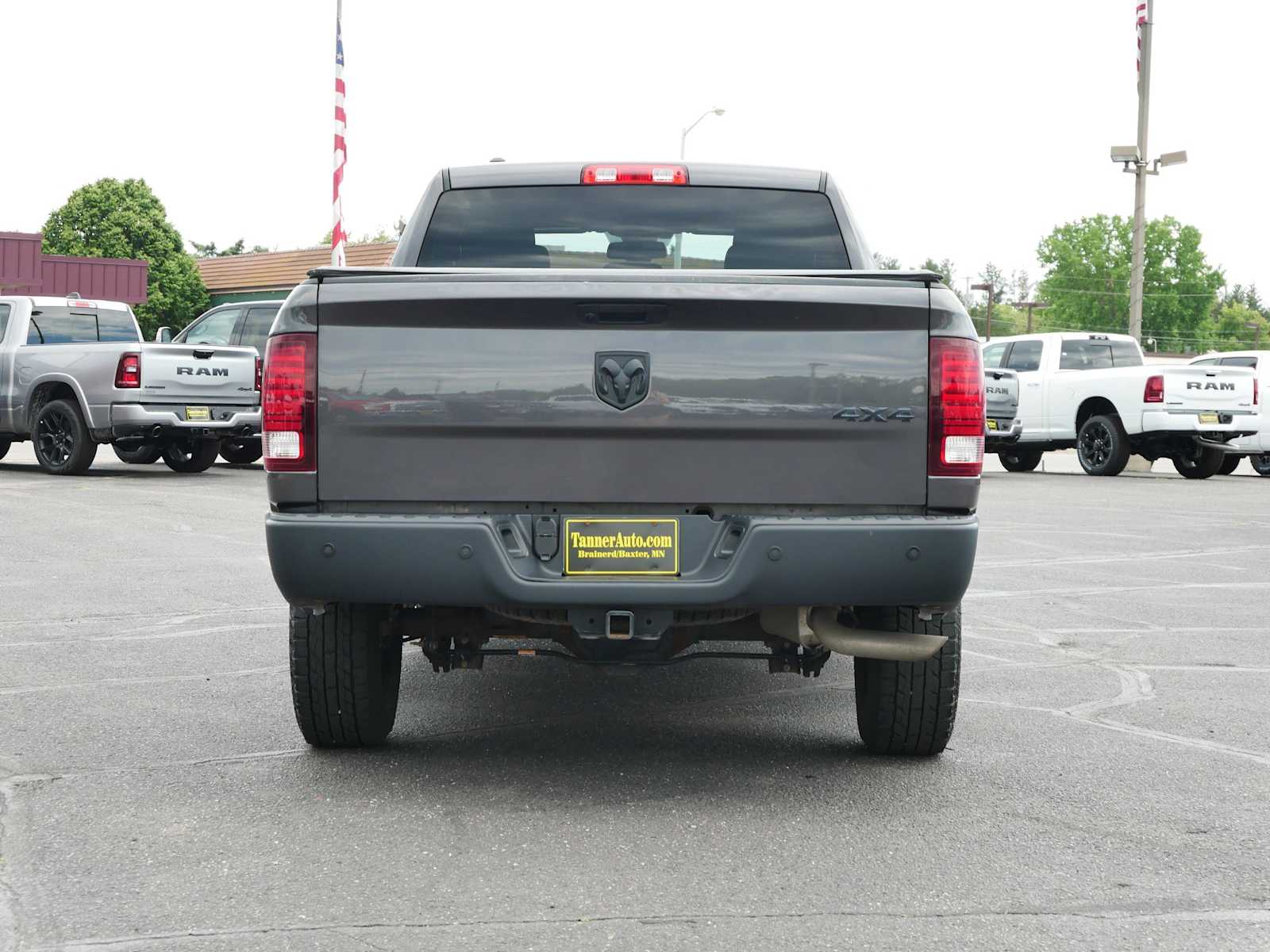 2022 Ram 1500 Classic Warlock photo 4