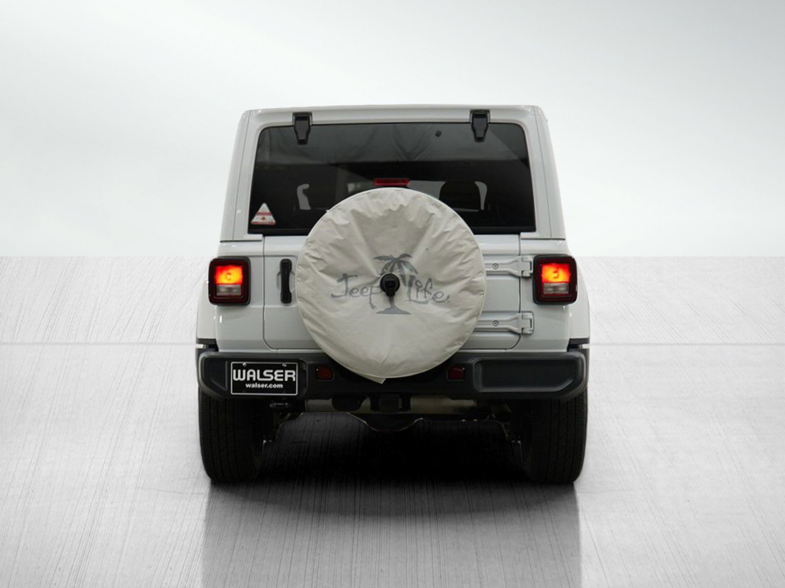 2020 Jeep Wrangler Unlimited Sahara photo 4