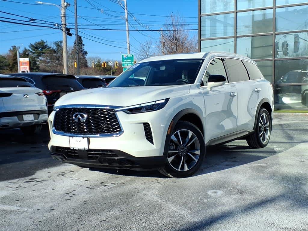 2023 INFINITI QX60 LUXE's photo