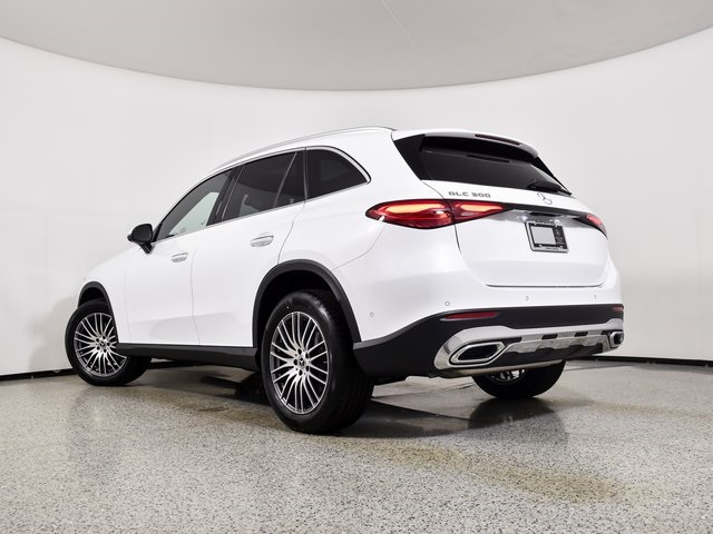2026 Mercedes Benz GLC 300 photo 10