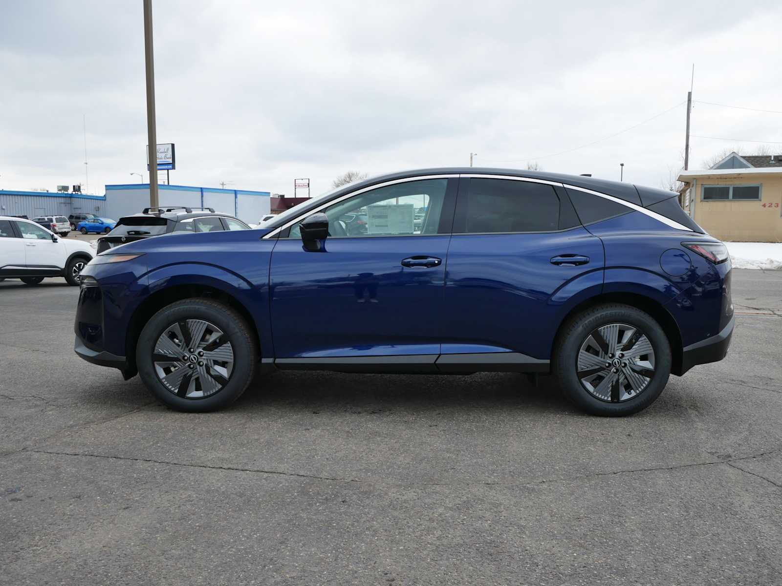 2025 Nissan Murano SL photo 4