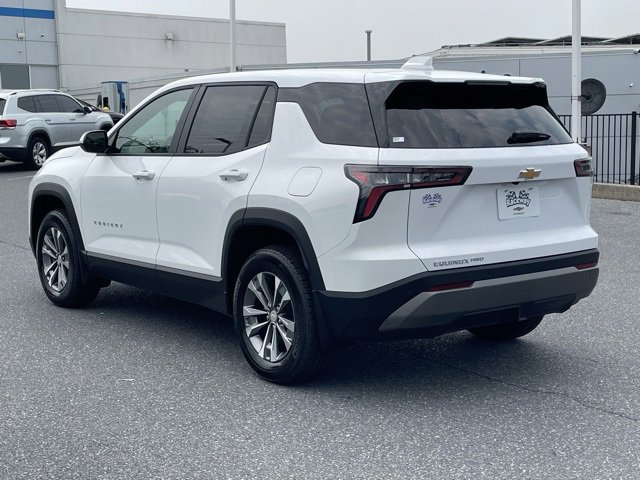 2026 Chevrolet Equinox LT photo 5