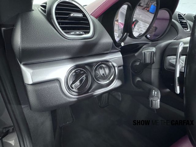2017 Porsche Cayman Base photo 27