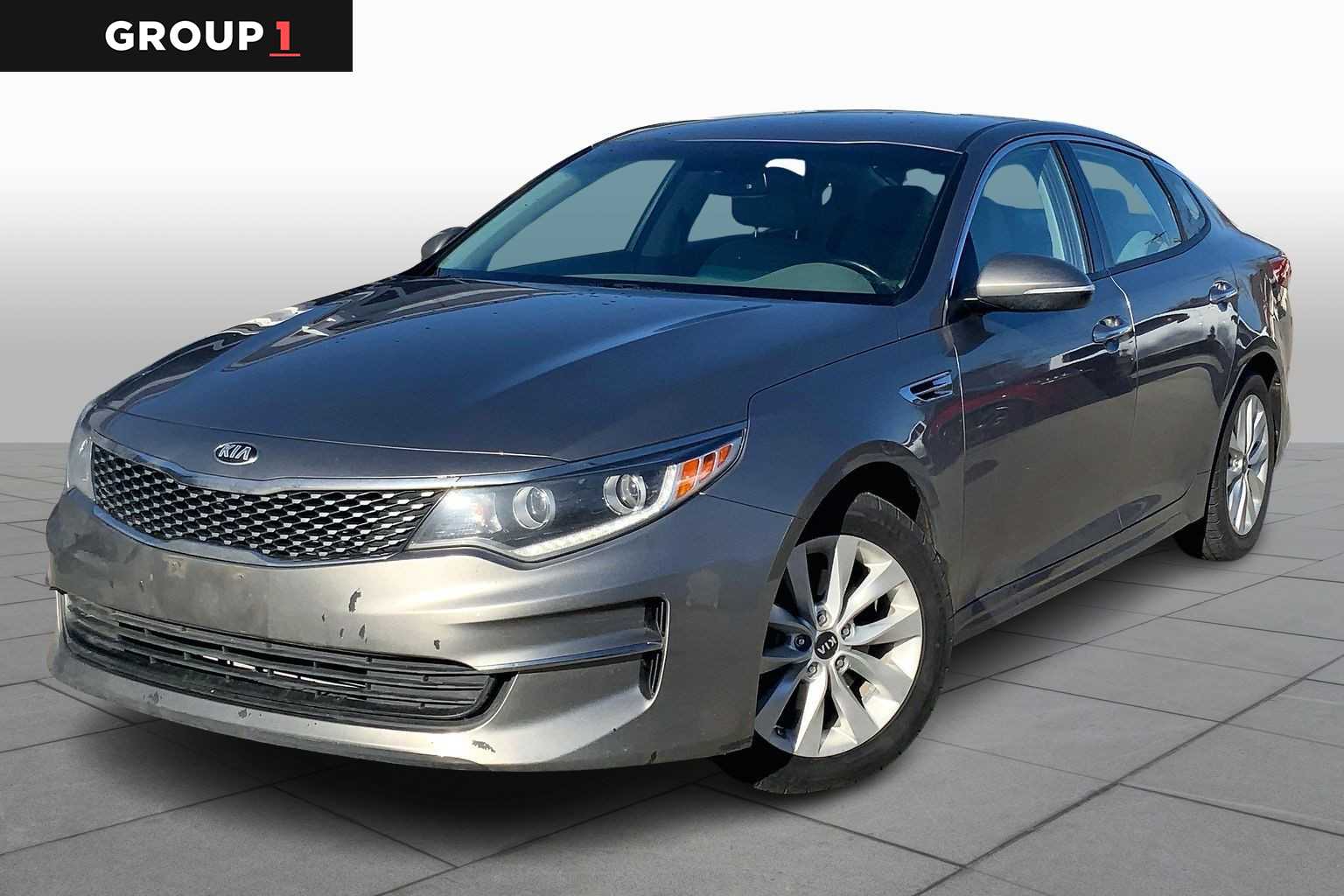 2016 Kia Optima EX's photo