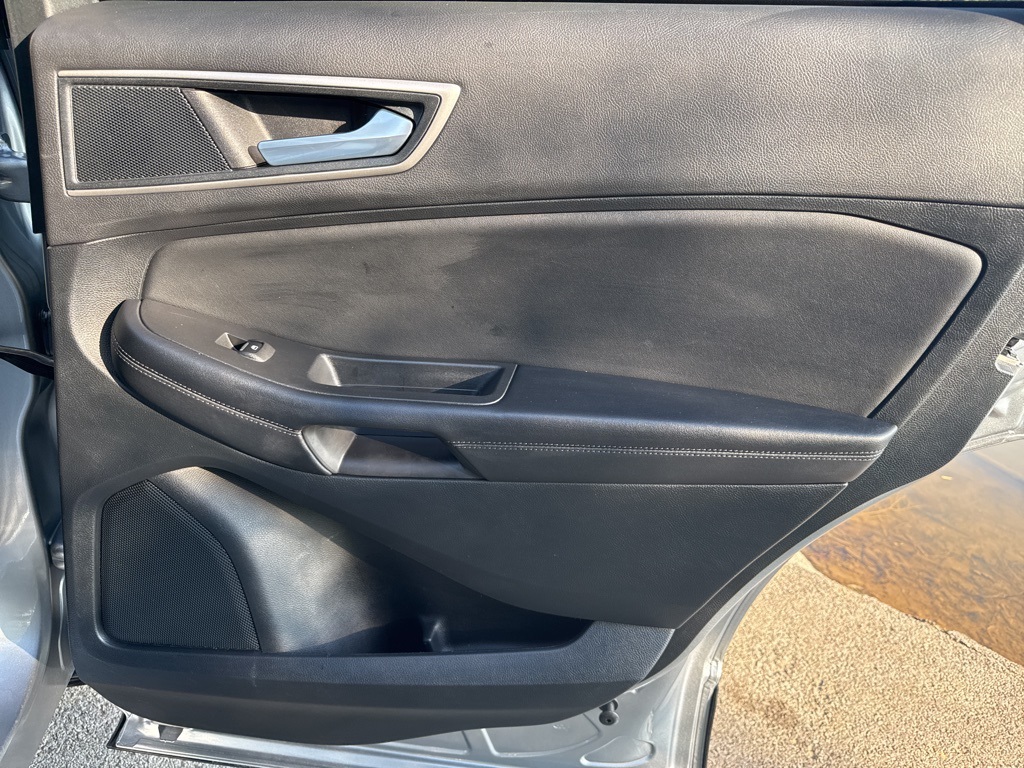 2024 Ford Edge SEL photo 20