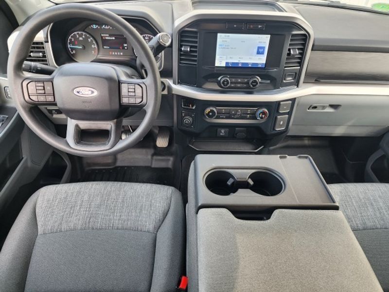 2022 Ford F-150 XLT photo 7