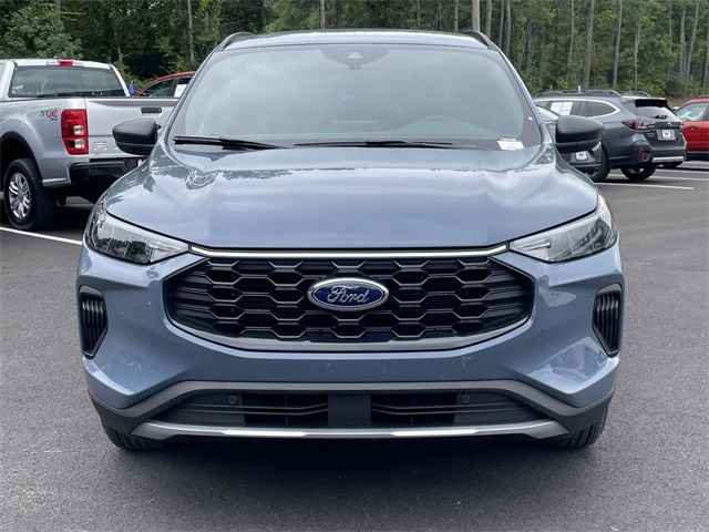 2025 Ford Escape Hybrid ST-Line photo 3