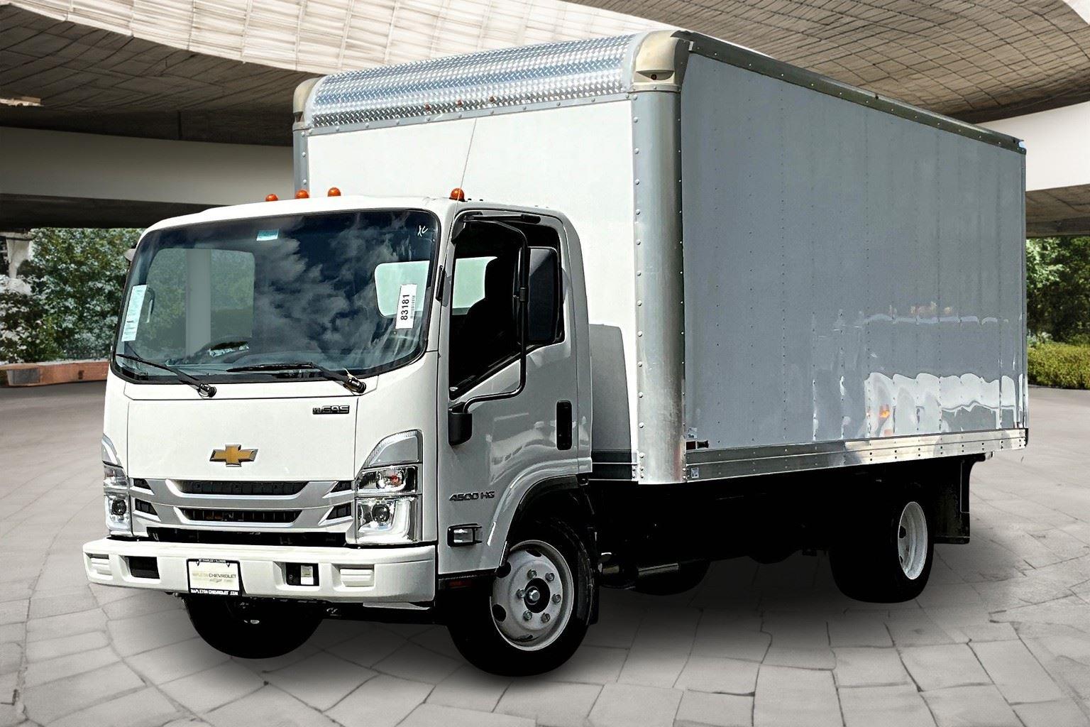 2025 Chevrolet Low Cab Forward Base's photo