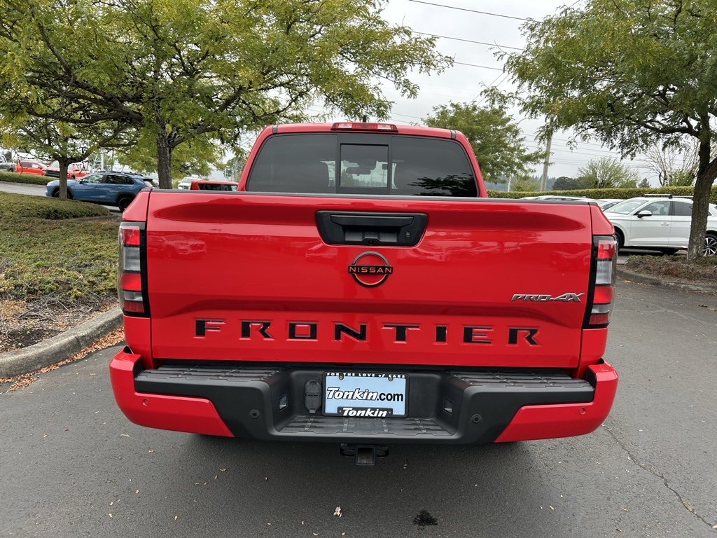 2022 Nissan Frontier PRO-4X photo 6