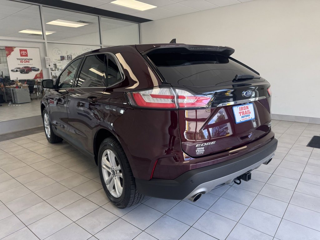 2020 Ford Edge SEL photo 26