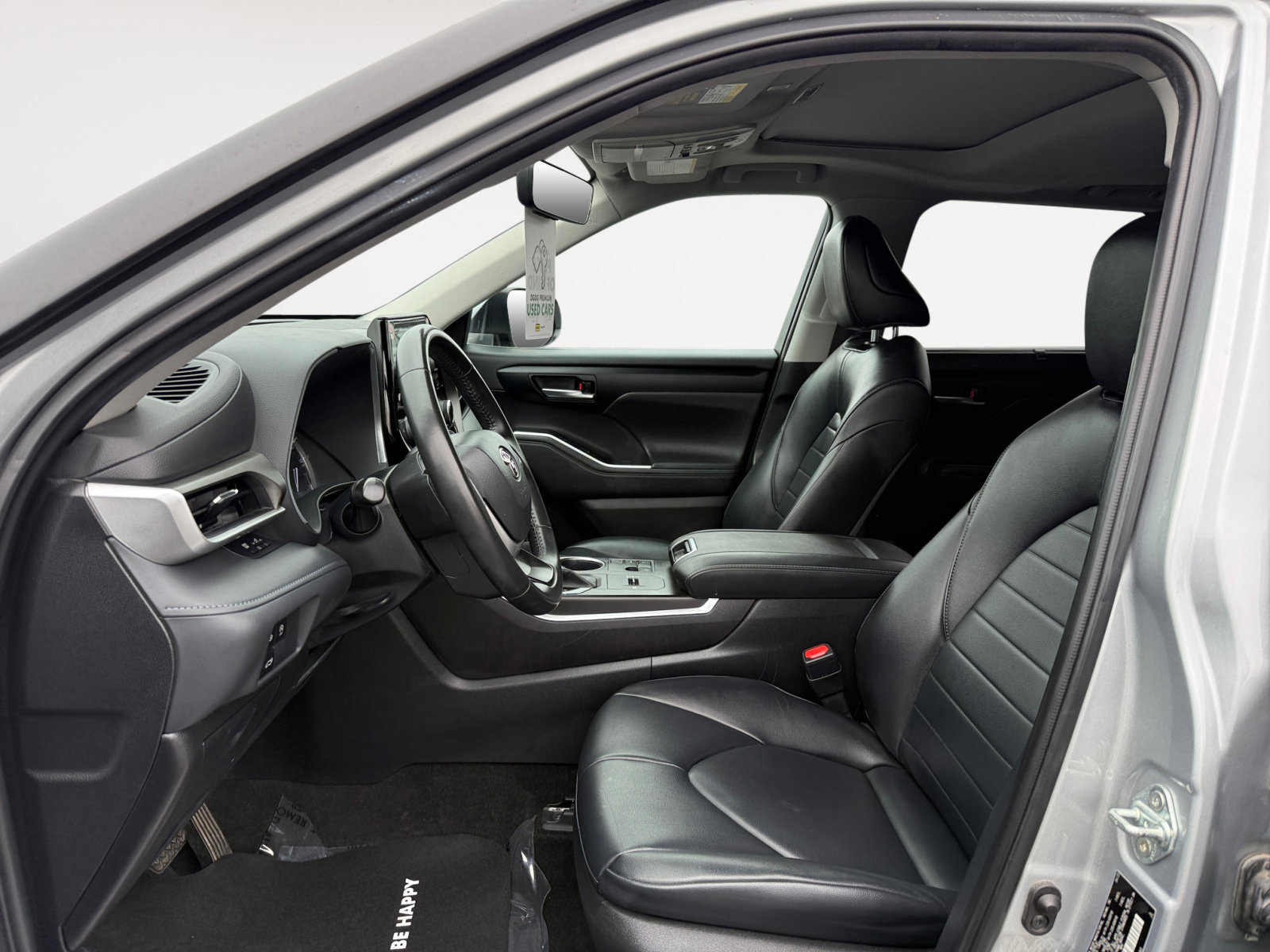 2023 Toyota Highlander XLE photo 7