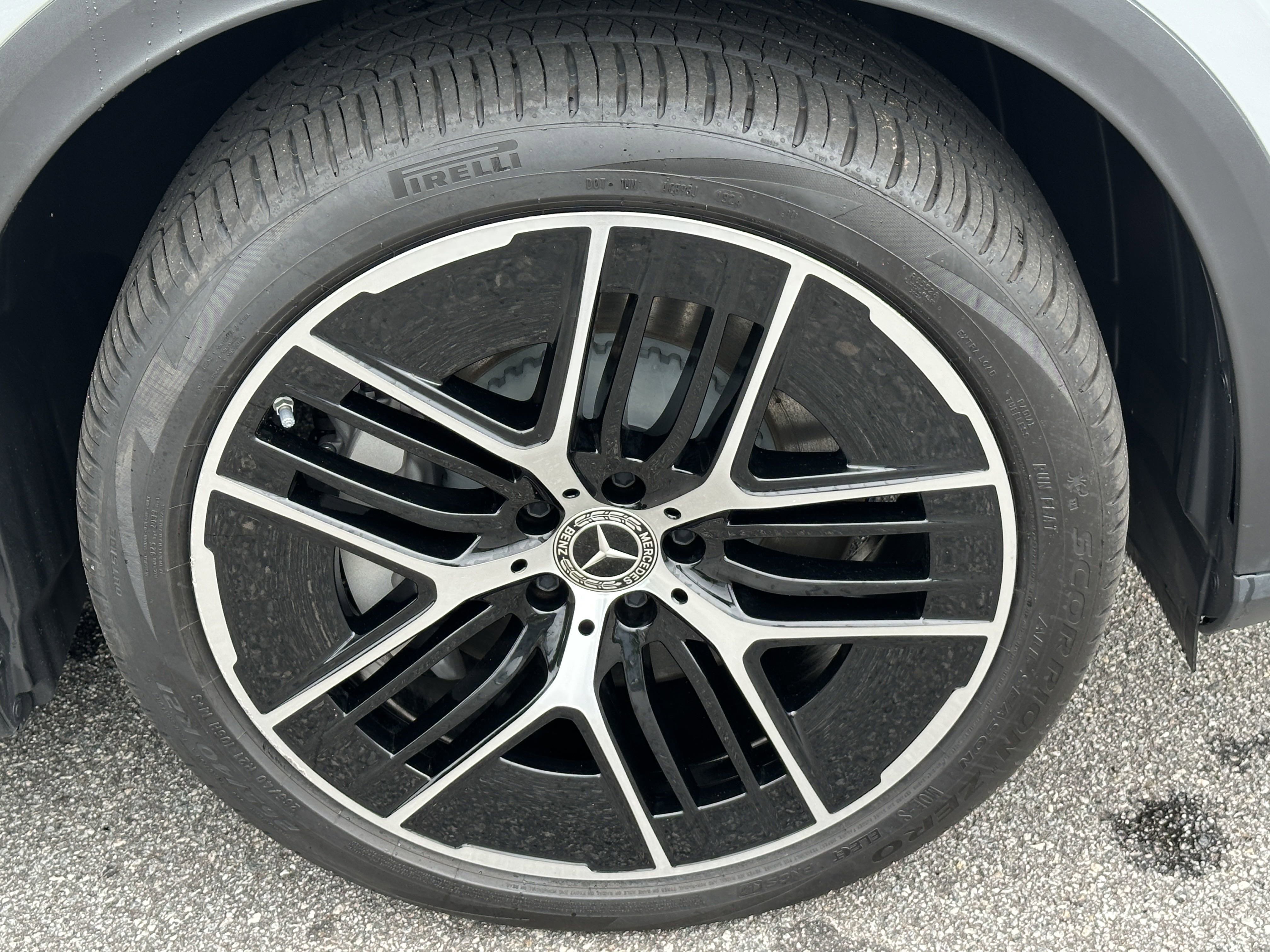 2024 Mercedes Benz EQE-Class SUV photo 4