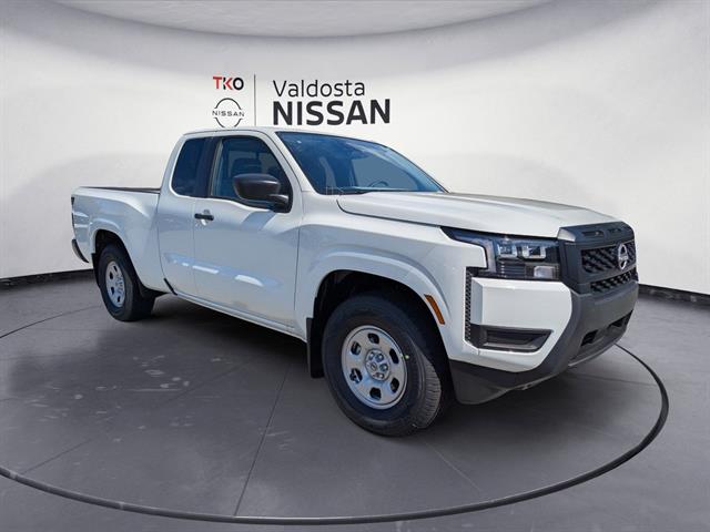 2026 Nissan Frontier S's photo