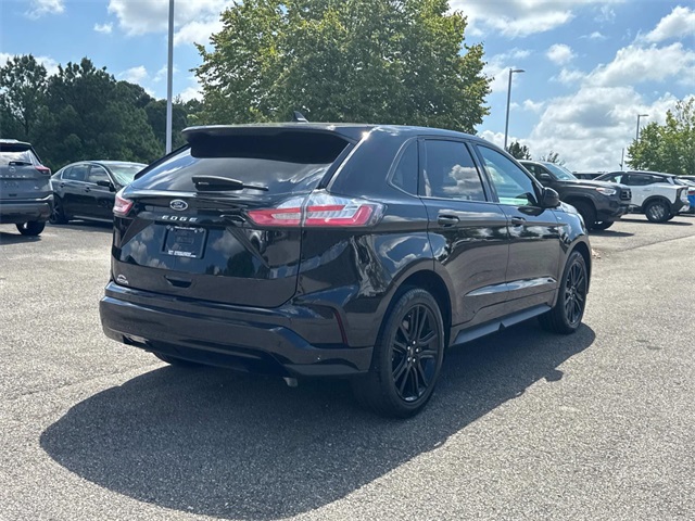 2024 Ford Edge ST photo 3
