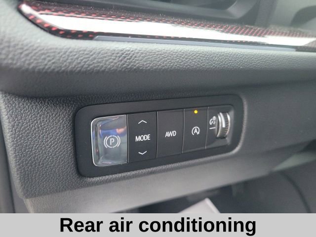 2026 Chevrolet Traverse RS photo 3