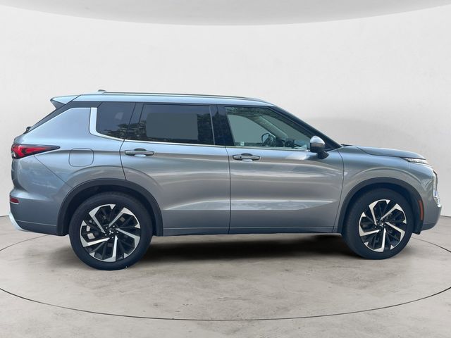2022 Mitsubishi Outlander SEL photo 5