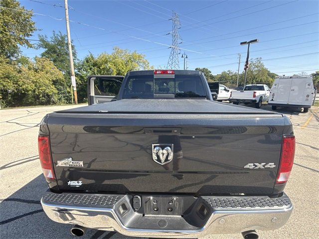 2018 Ram 1500 SLT photo 14
