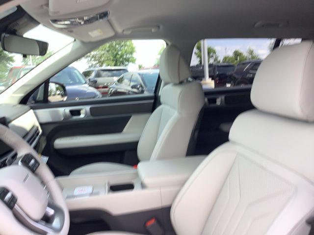 2026 Hyundai Santa Fe SEL photo 9
